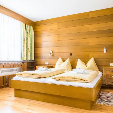 Guest house Gabriele 3*